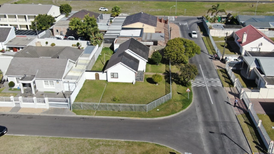 3 Bedroom Property for Sale in Belthorn Estate Western Cape